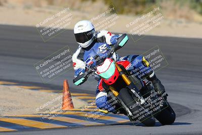 media/Dec-18-2022-SoCal Trackdays (Sun) [[8099a50955]]/Turn 10 (140pm)/